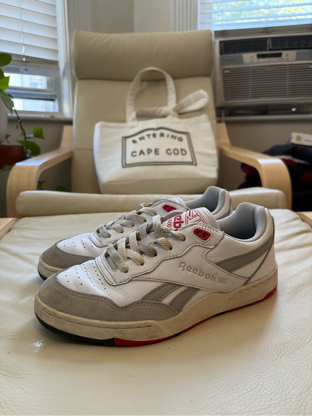 Reebok BB 4000 II White Grey Red Leather Sneakers Size 7.5